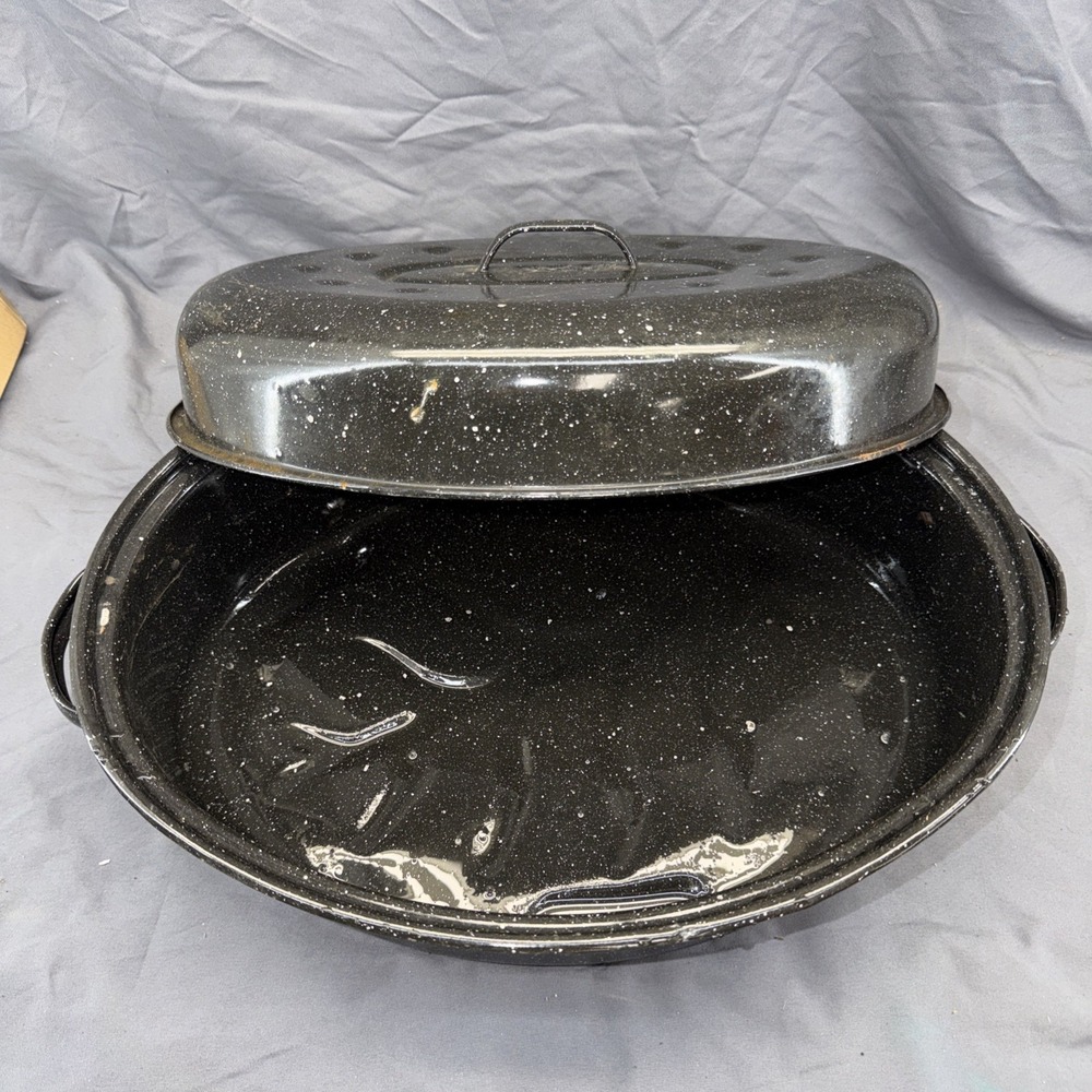 Granite Ware Covered Oval Roaster Pan‎